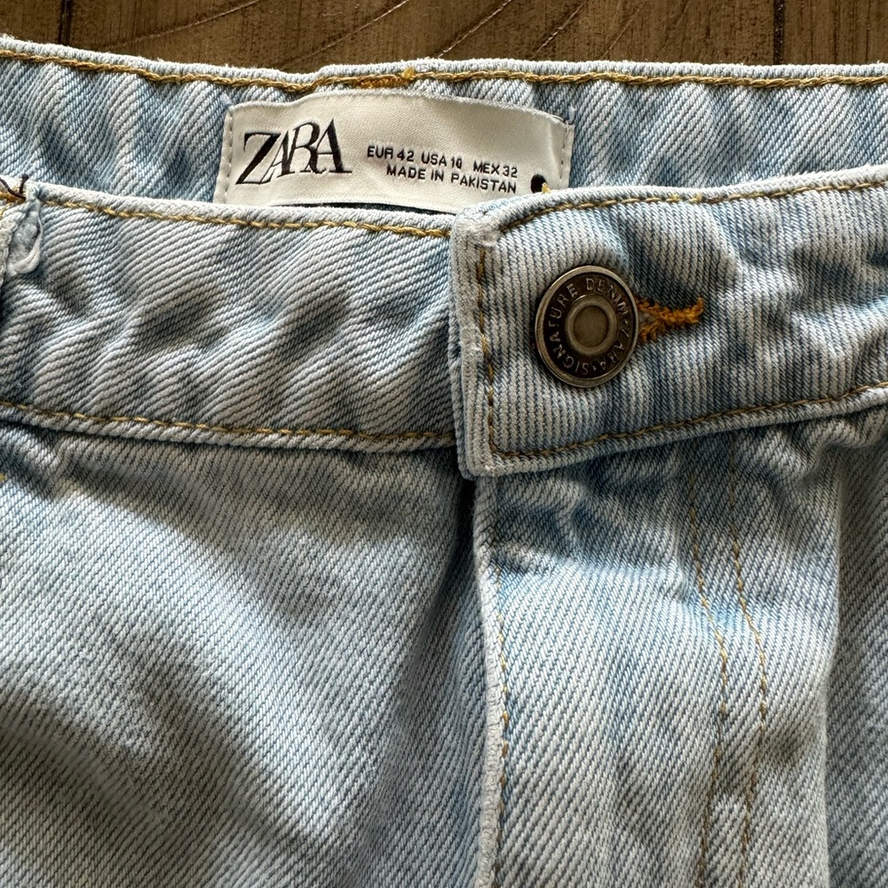 Zara light blue jeans